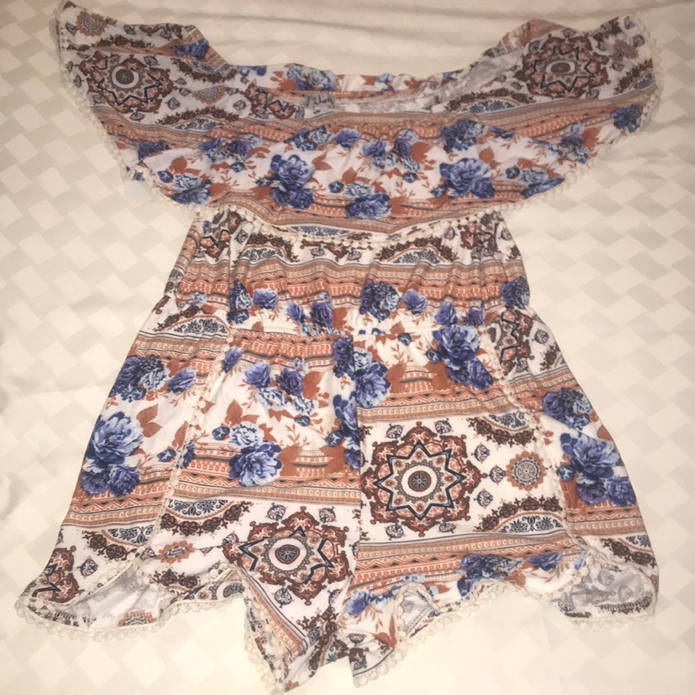 J for justify romper